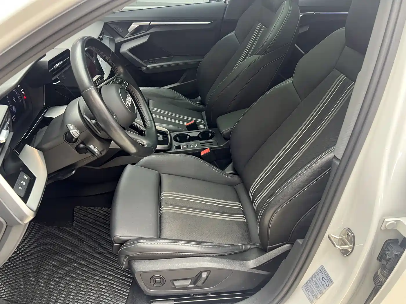 Photo 11 - Audi A3