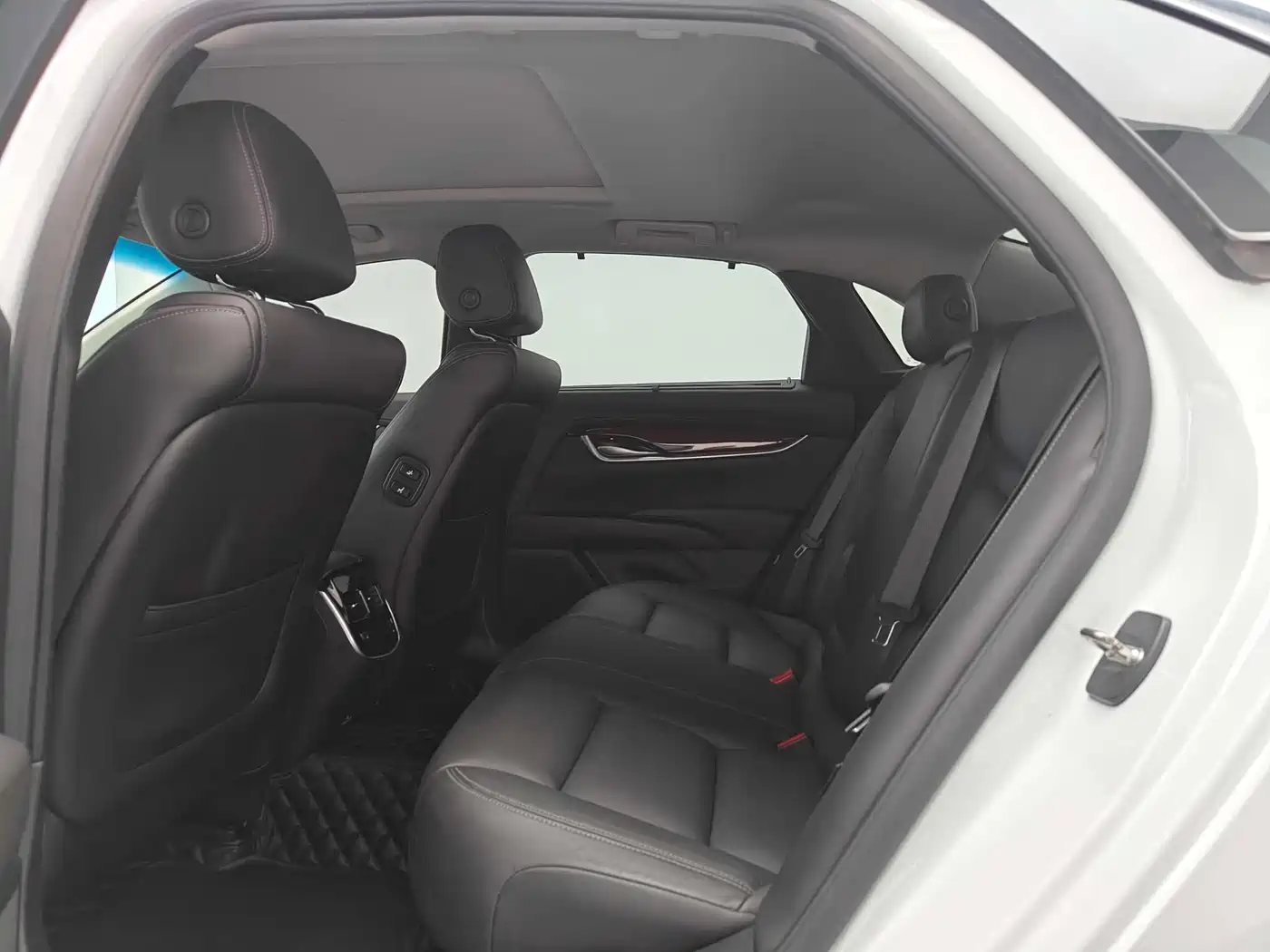 Cadillac XTS 2017 28T Luxury фото 11
