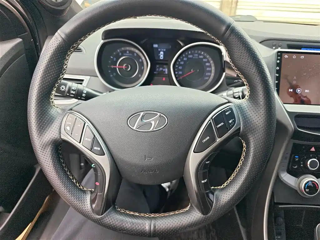 Hyundai Langdong 2015 1.6L Auto Premium фото 7