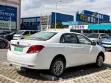 Photo 8 - BYD e5