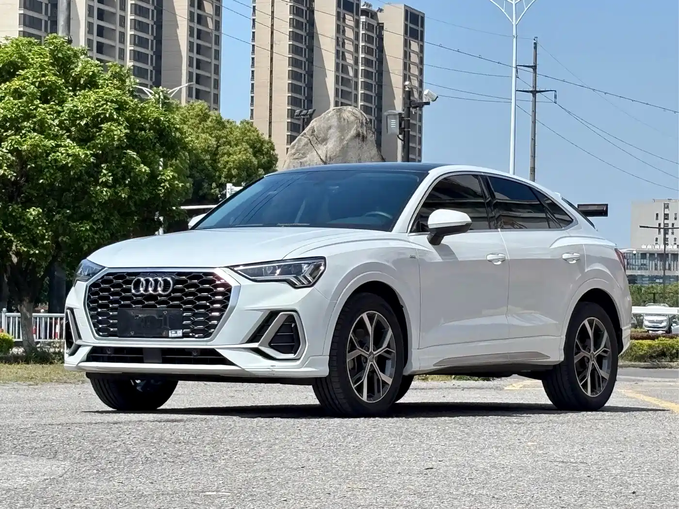 Audi Q3 Sportback 2020 40 TFSI Fashion фото 2
