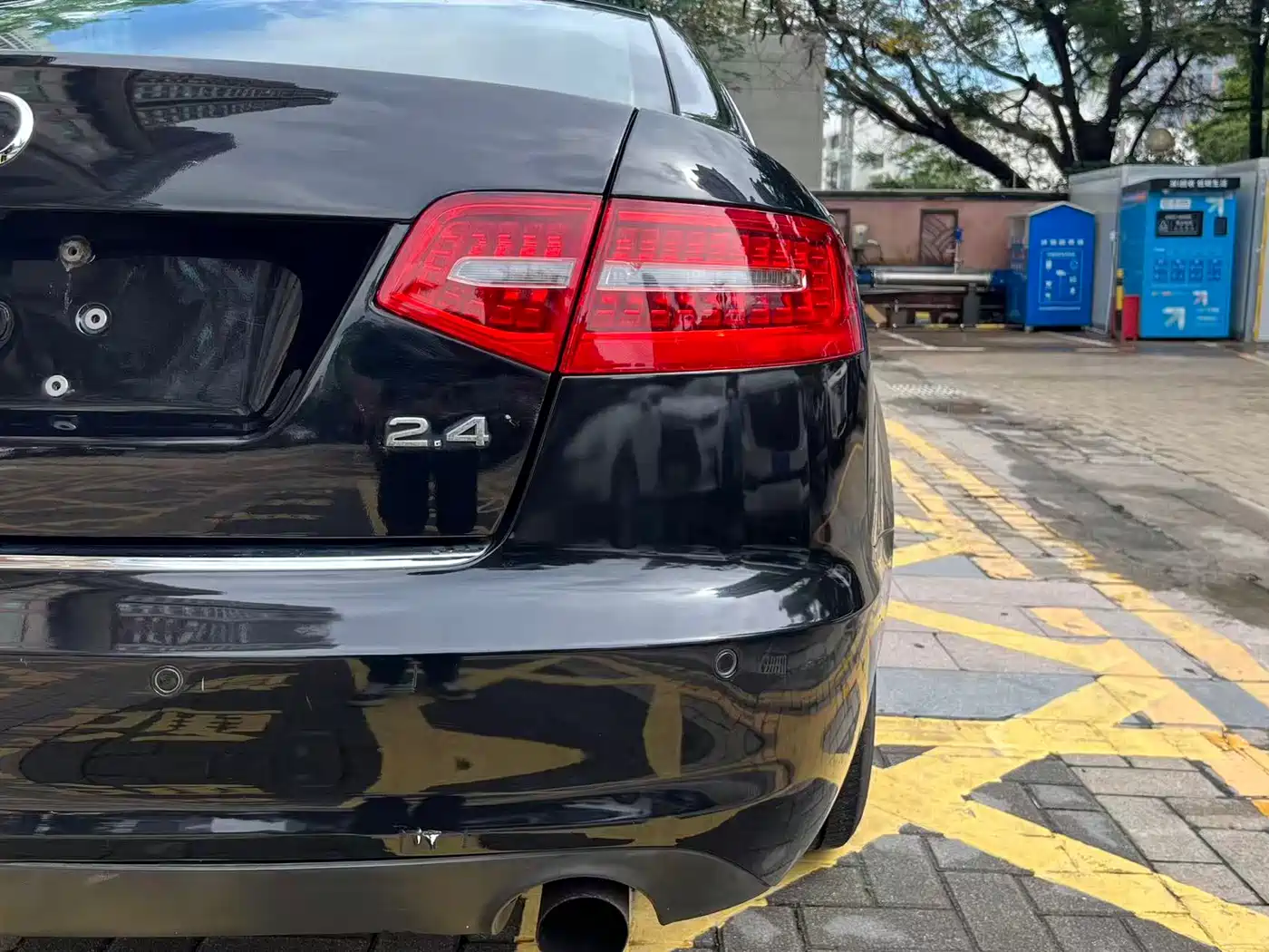 Audi A6L 2010 2.0 TFSI Automatic Standard фото 13