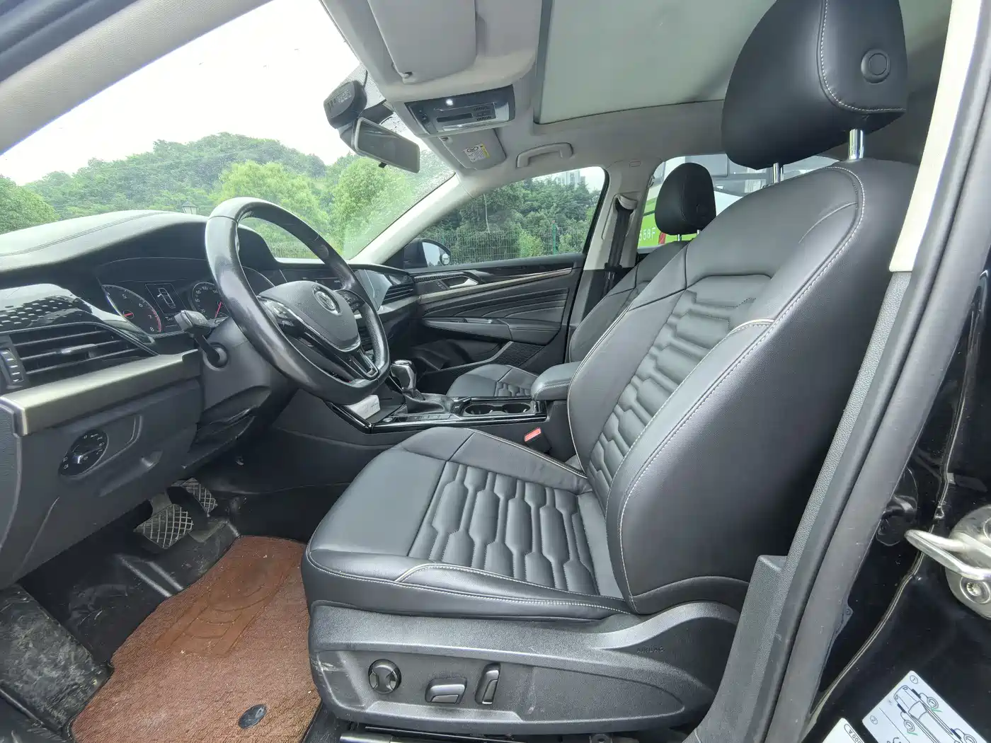 Volkswagen Passat 2019 330TSI Elite Version China VI фото 5