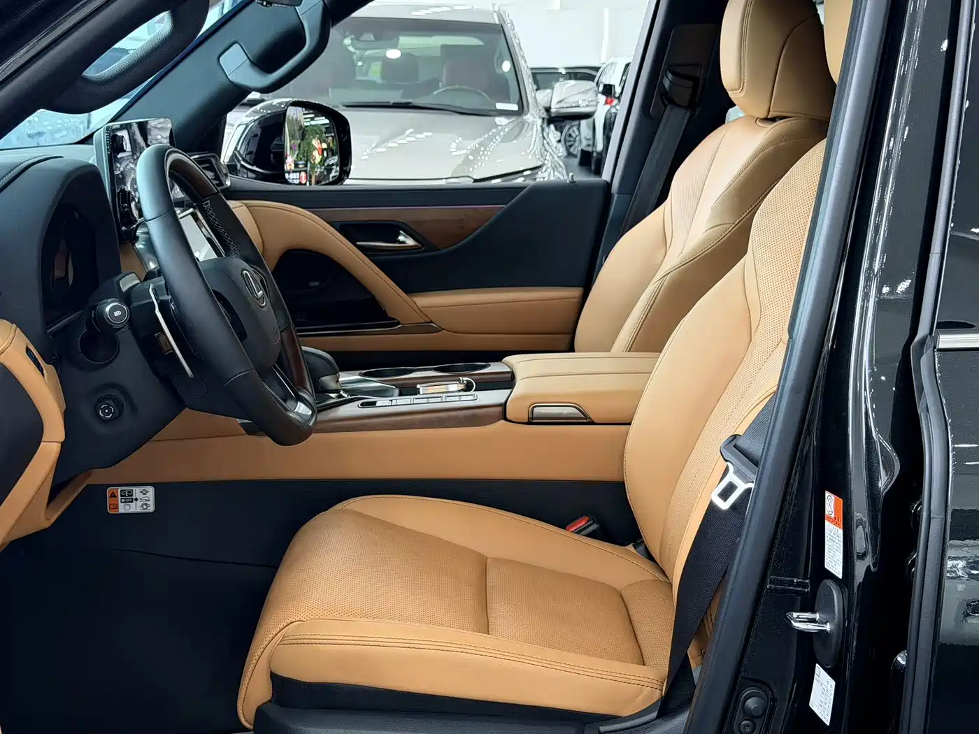 Lexus LX 2025 2025 700h Boundary Edition