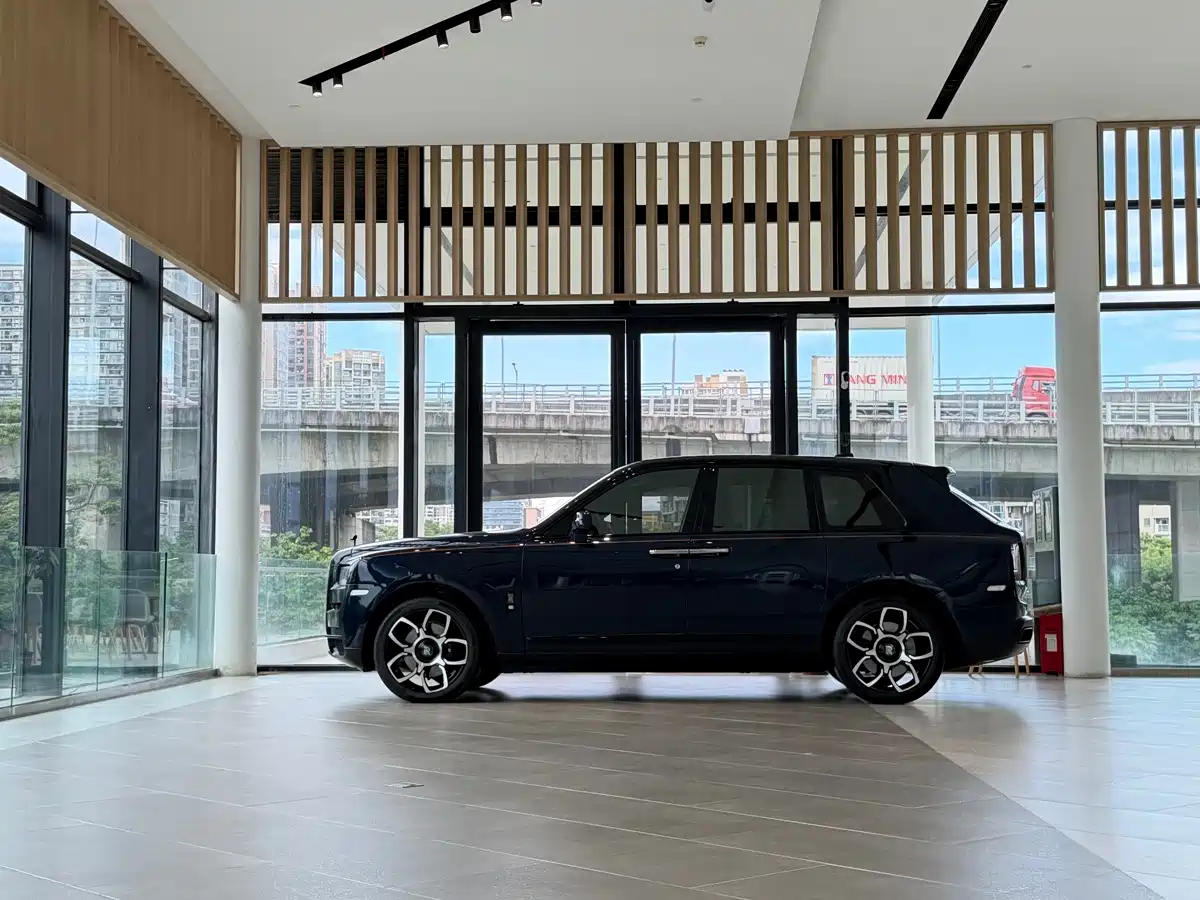 Rolls-Royce Cullinan 2022 2018 4-Seater Version