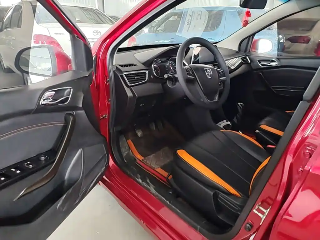 Baojun 310 2017 2016 1.2L Manual Luxury Type
