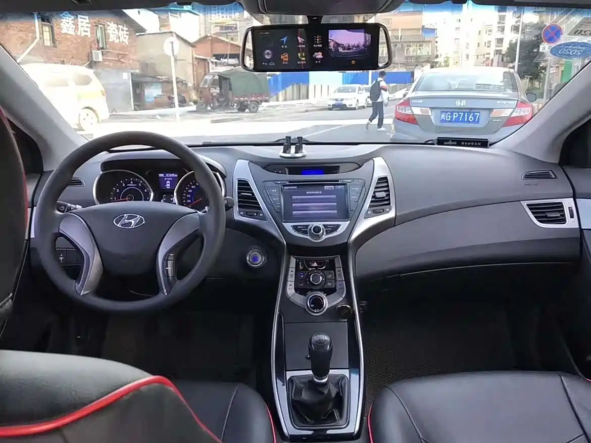 Hyundai Langdong 2012 1.6L Manual Leading фото 8