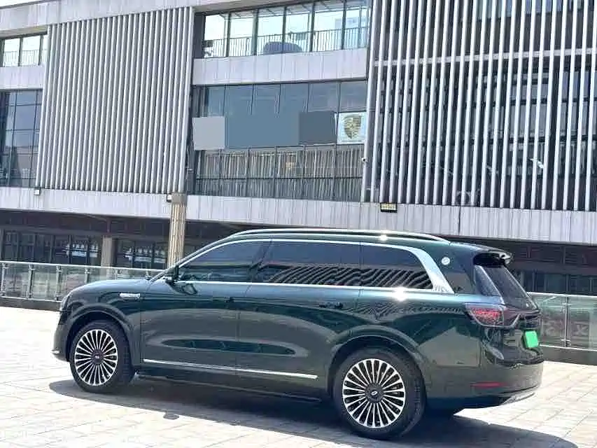 AITO Wenjie AITO M9 2024 Range Extender Ultra 52kWh 6-seater фото 7