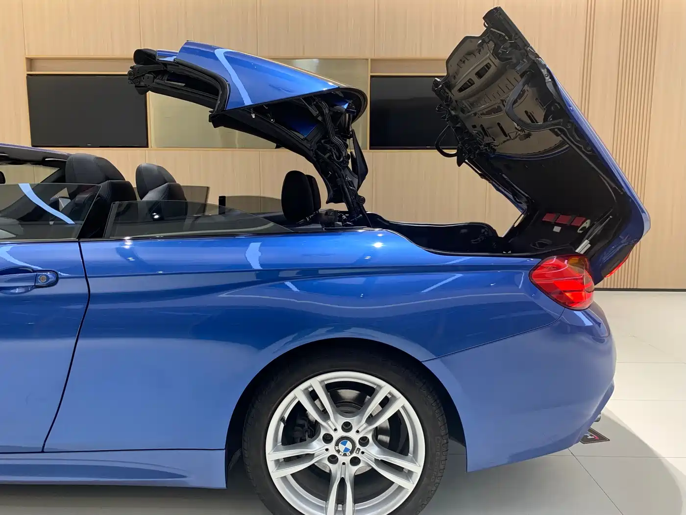 BMW 4 Series 2014 420i Convertible Luxury Design Package фото 7