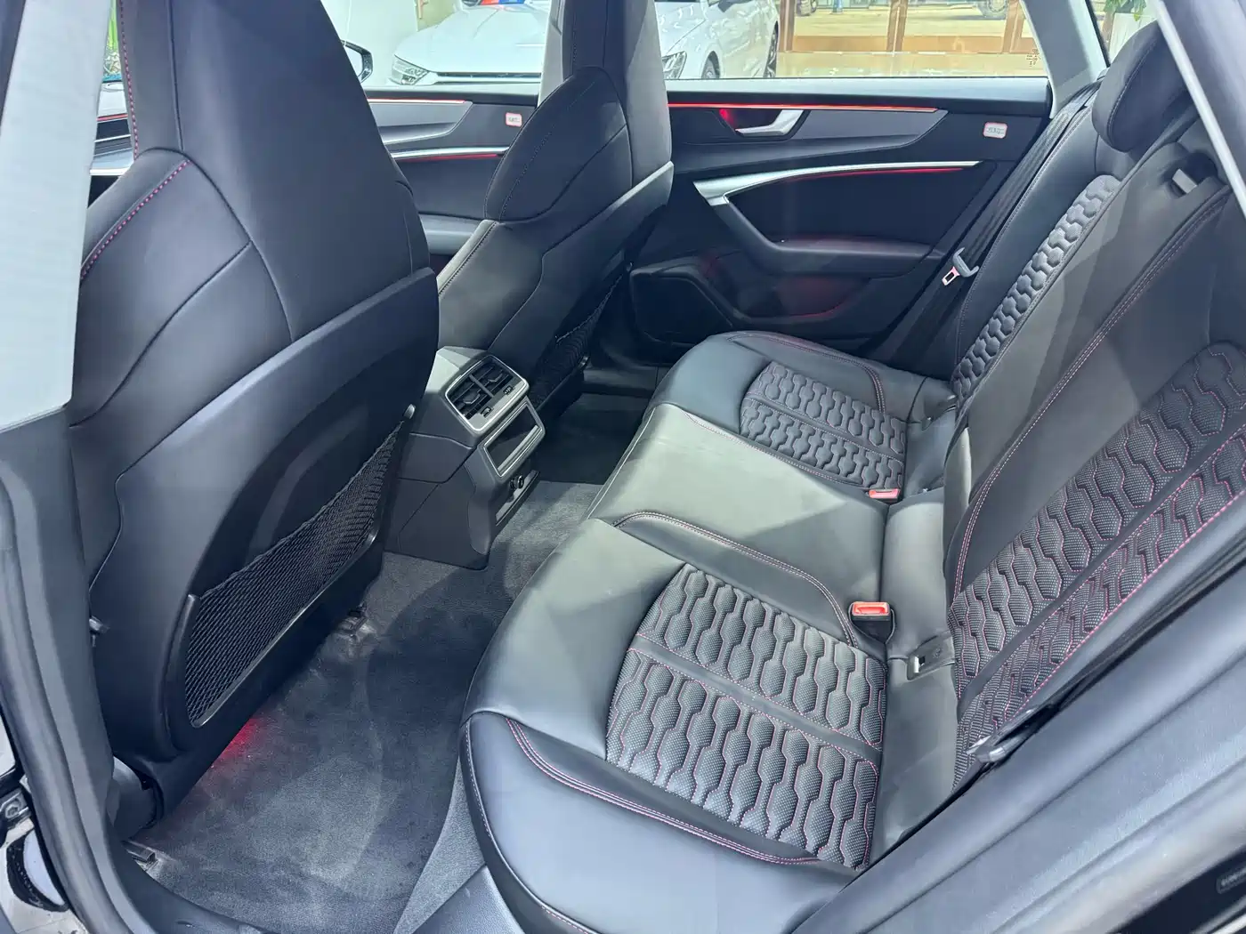 Audi A7 2024 55 TFSI quattro Exclusive фото 7