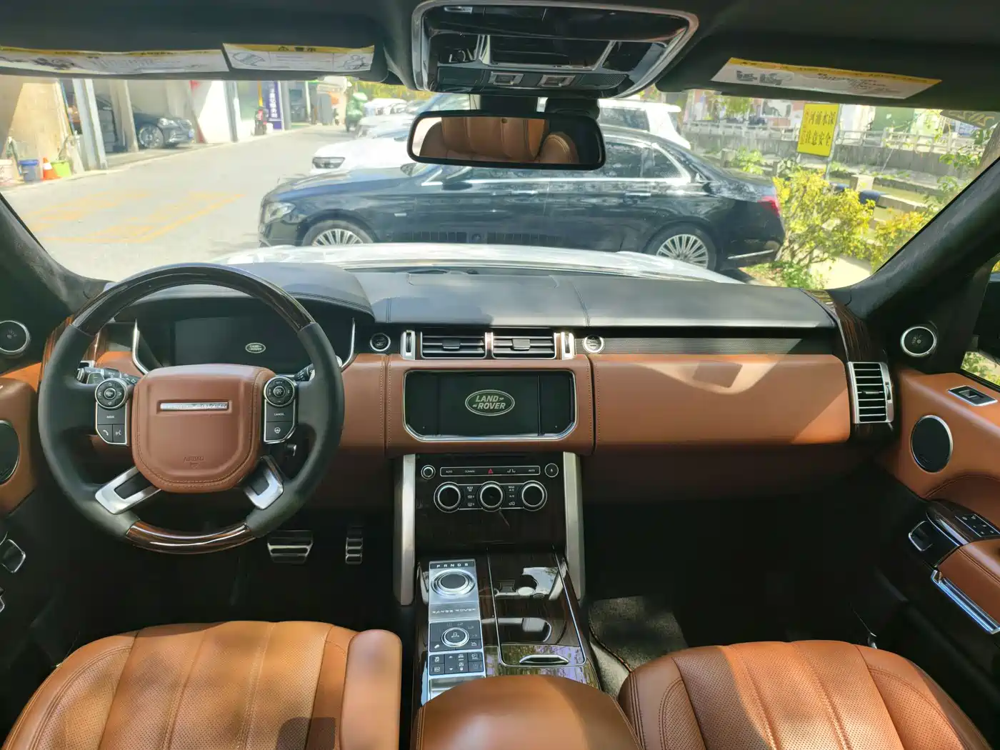 LAND ROVER RANGE ROVER