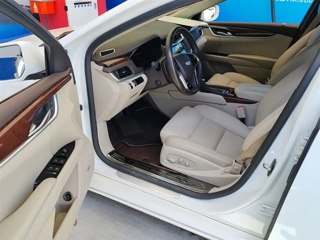 Cadillac XTS 2017 28T Elite фото 16