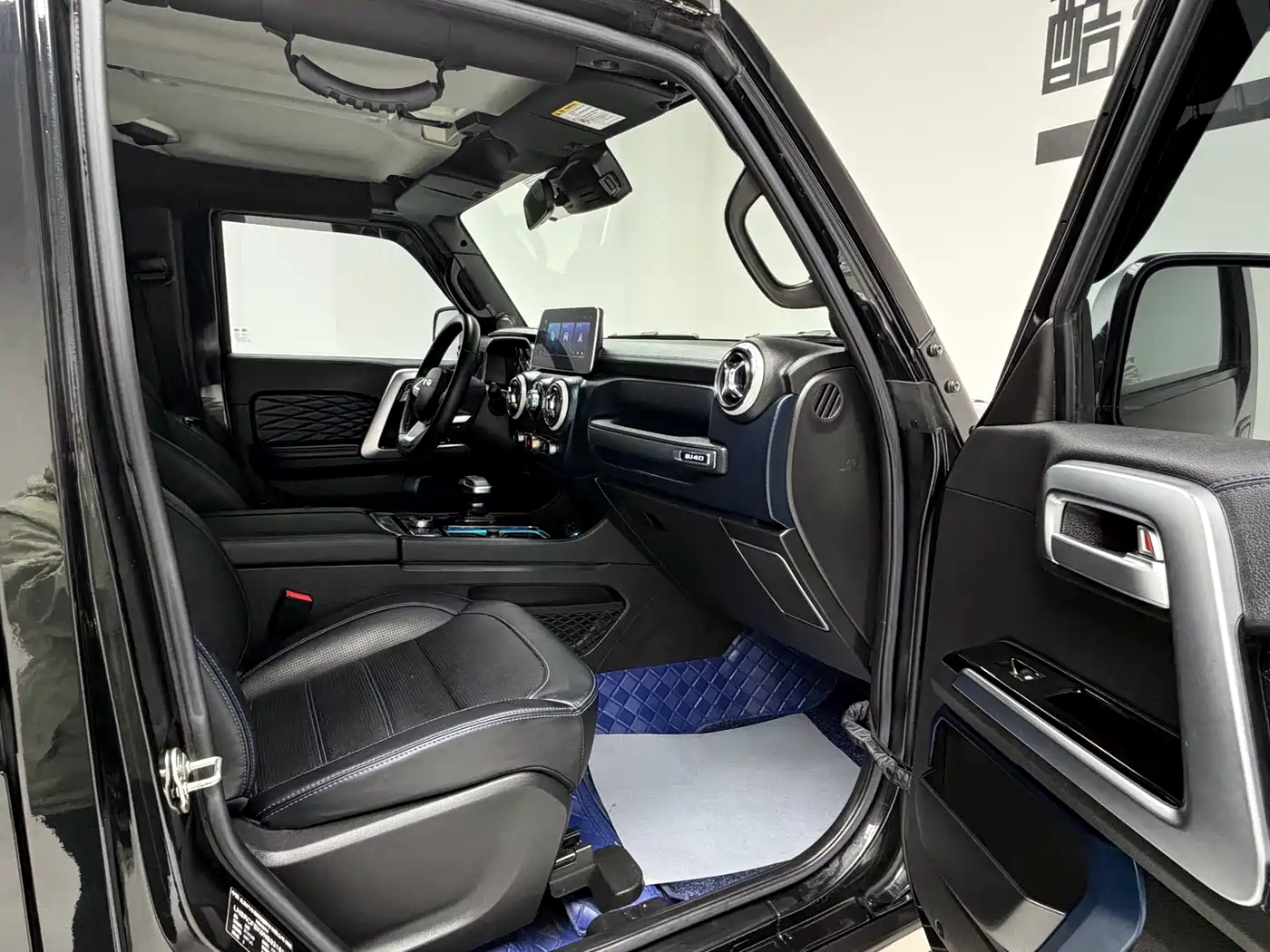 BAIC ORV Beijing Offroad BJ40 2023 2.0T Auto 4WD Urban Hunter Knight Edition фото 14