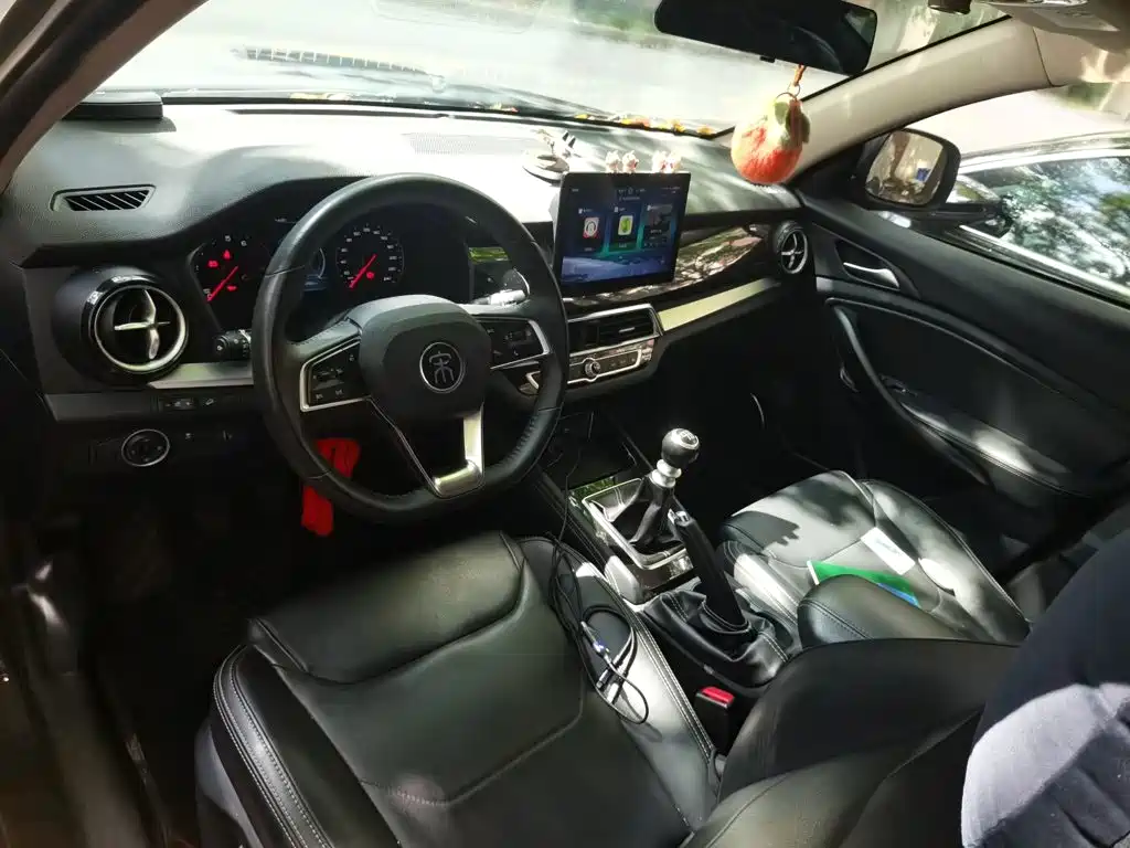 BYD Song 2021 2021 Classic Edition 1.5T Manual Luxury