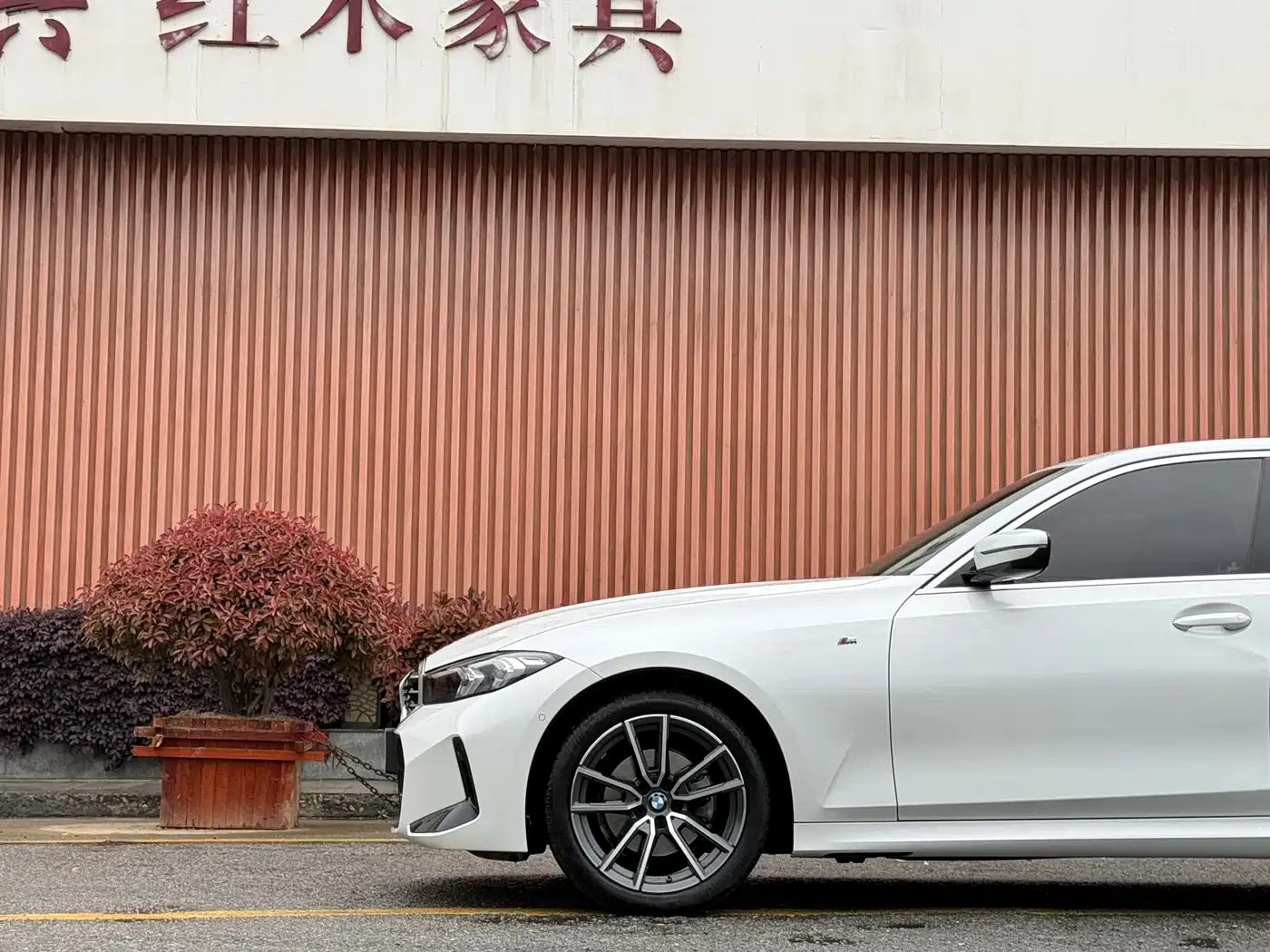 BMW 3 Series 2024 325Li M Sport Package фото 3