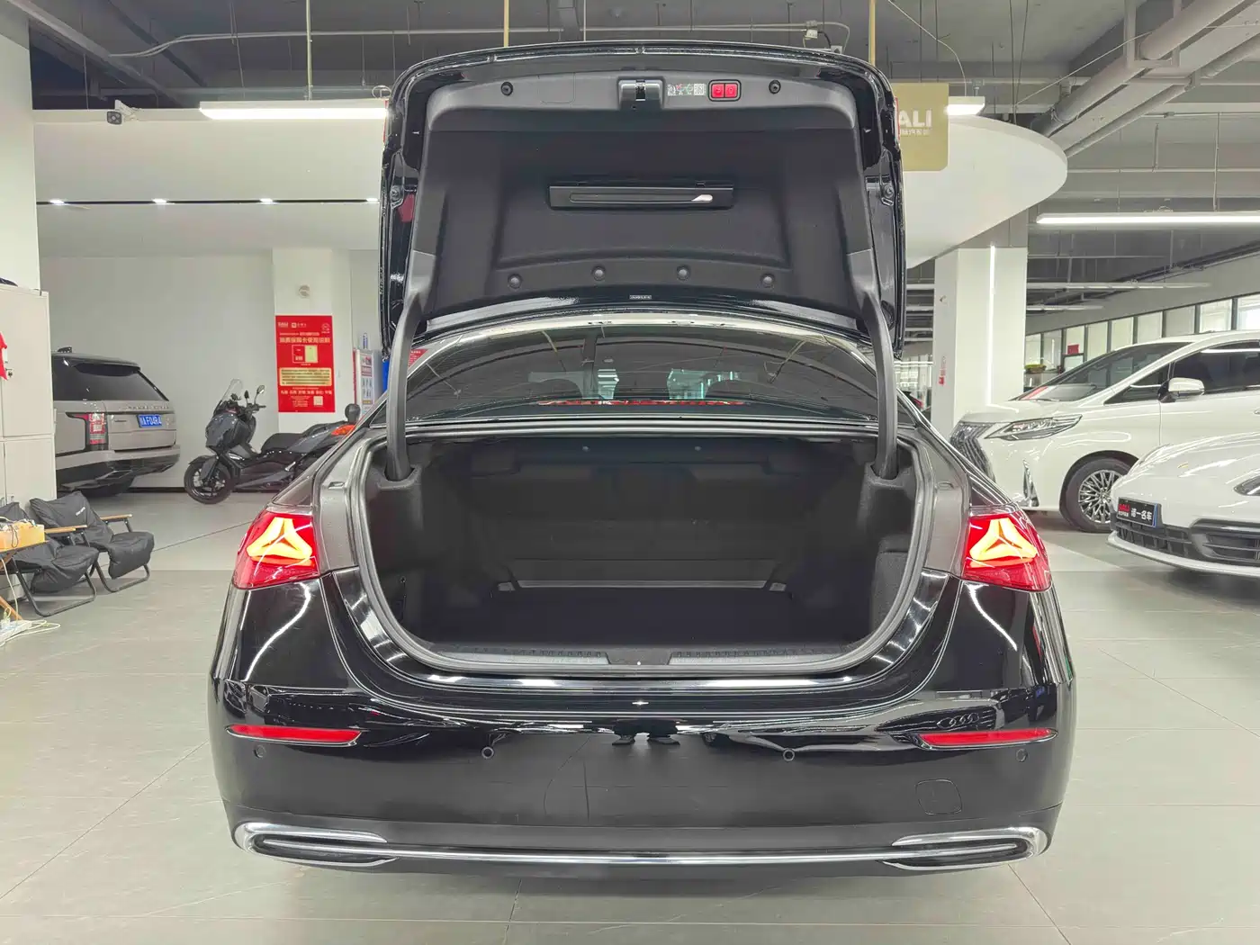 Mercedes-Benz E-Class 2025 Facelift E 300 L Luxury фото 25