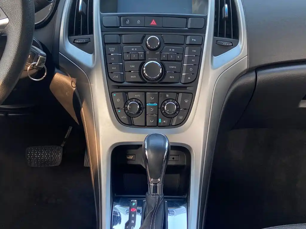 Фото 11 - Buick Excelle