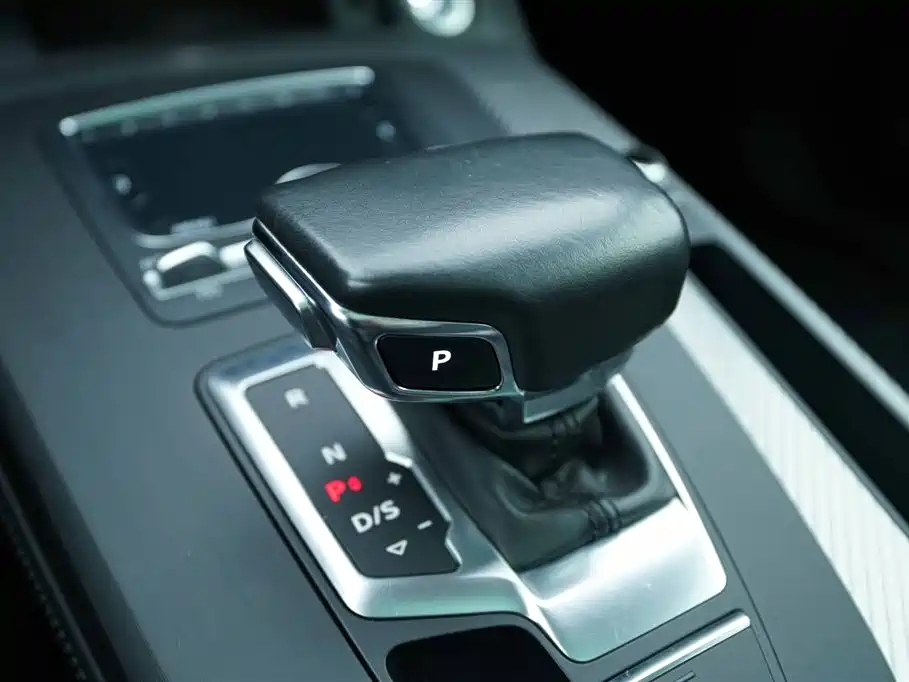 Audi Q5L 2020 45 TFSI Premium Sport фото 9