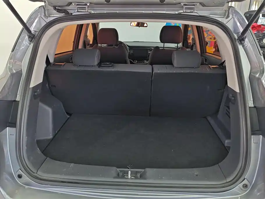 Landwind X2 2018 2017 1.6L Manual Vigorous Edition
