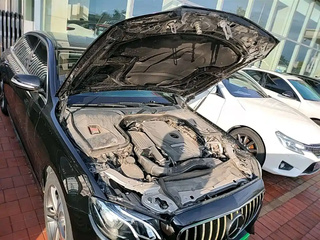 Mercedes-Benz E-Class 2018 Facelift E 200 L Sport фото 16
