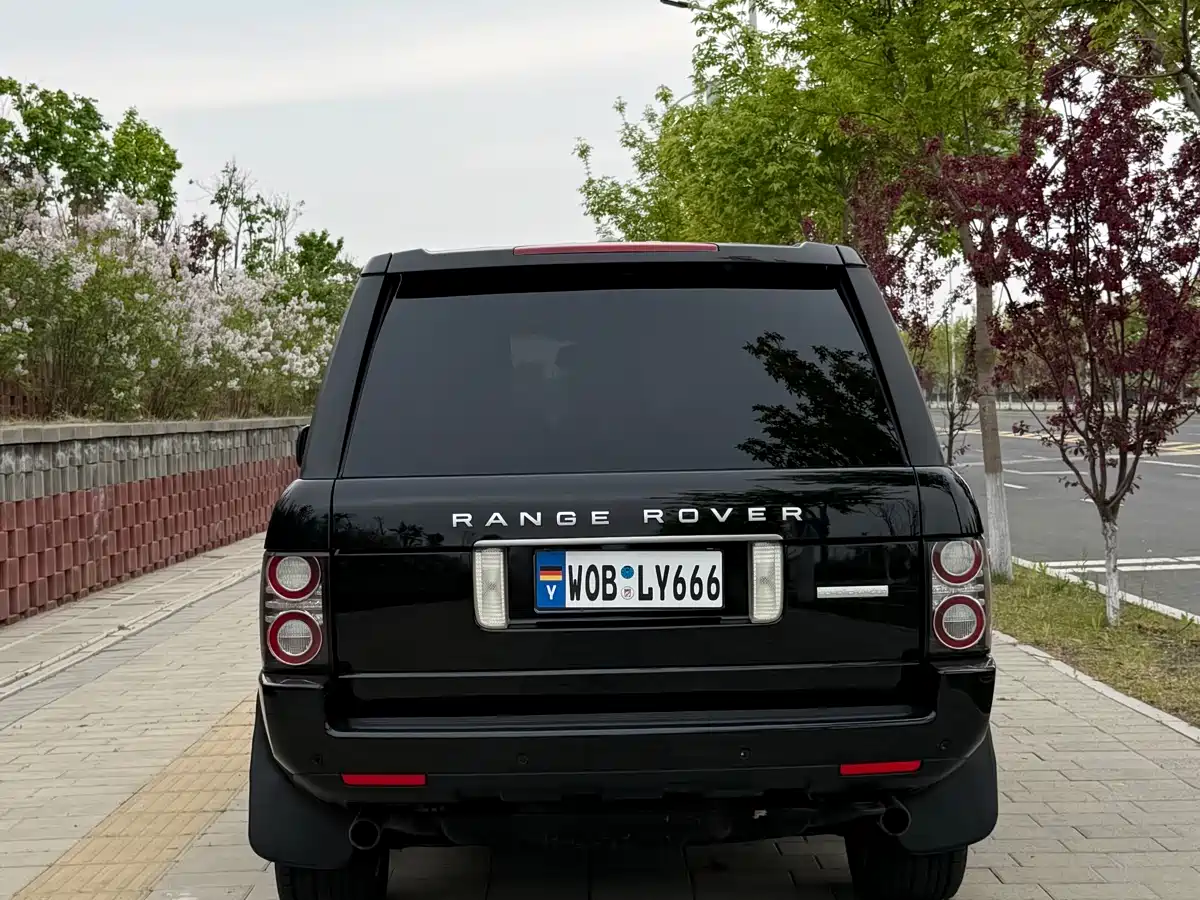 Land Rover Range Rover 2012 5.0 SC V8 фото 12
