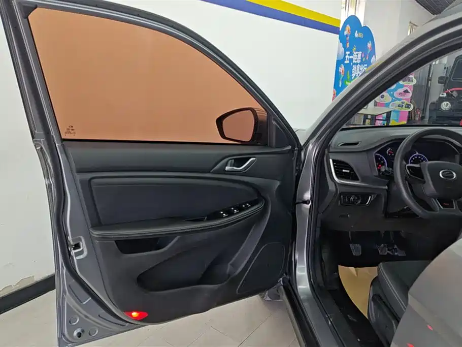 Landwind X2 2018 2017 1.6L Manual Vigorous Edition