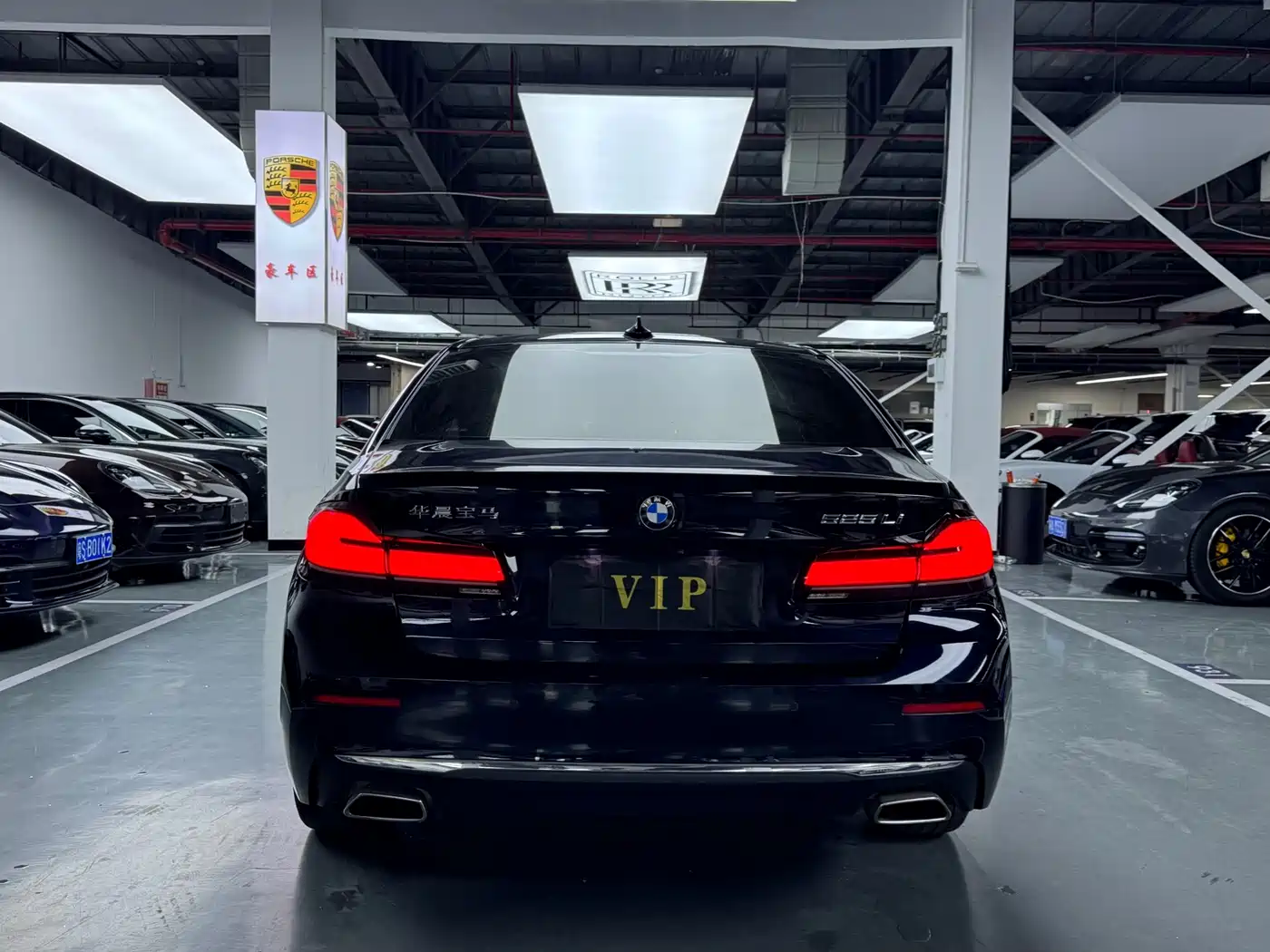BMW 5 Series 2021 525Li Luxury Package фото 17