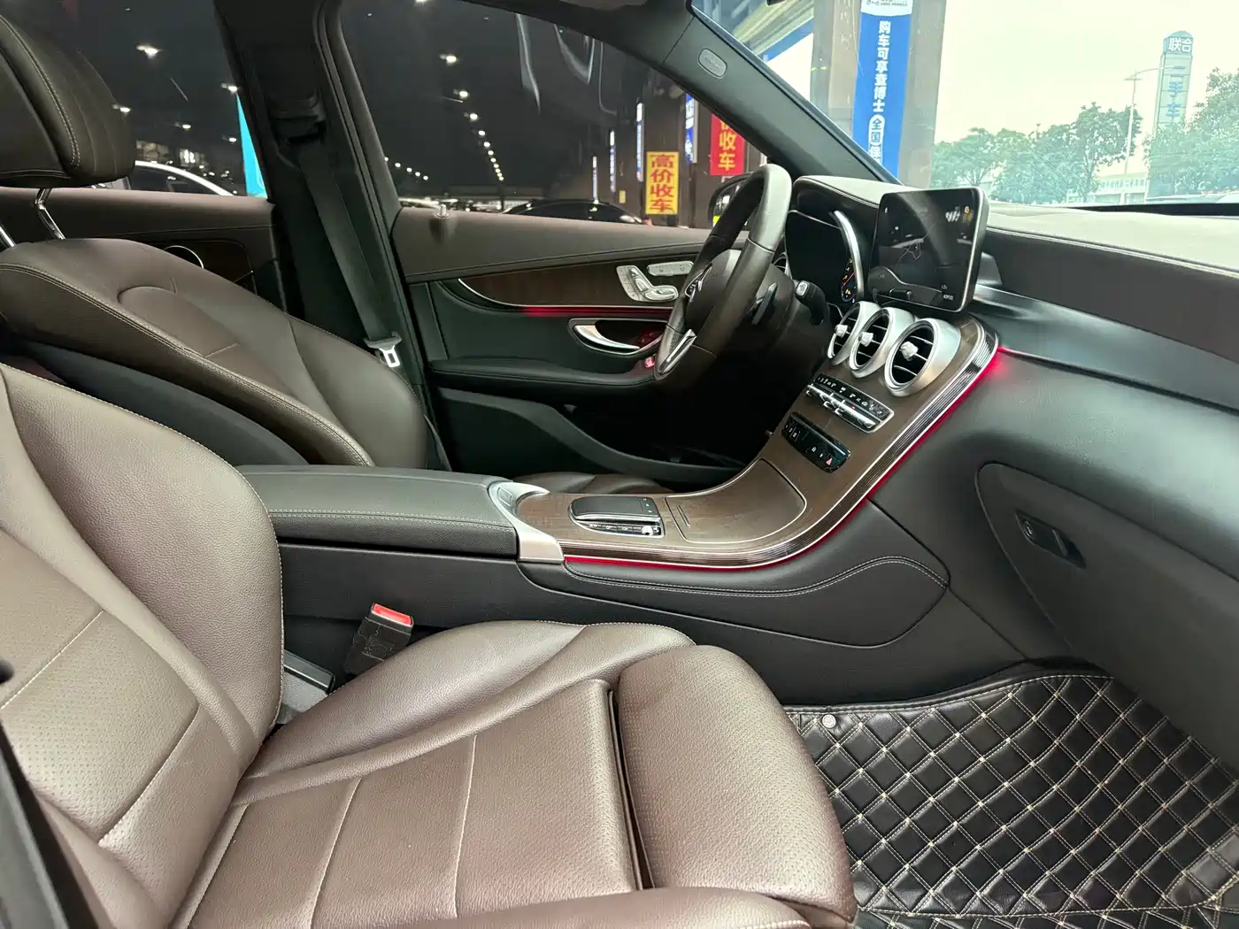 Mercedes-Benz GLC 2020 GLC 300 L 4MATIC Dynamic фото 14