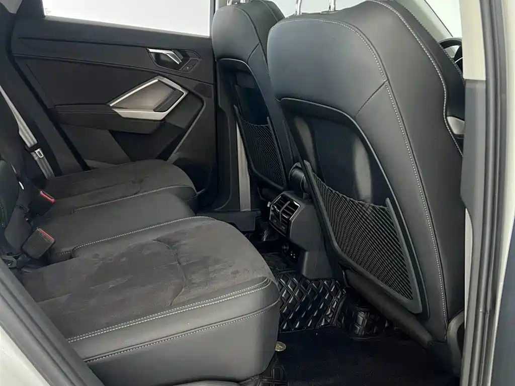 Audi Q3 2023 35 TFSI Fashion Dynamic (1.4T) фото 11