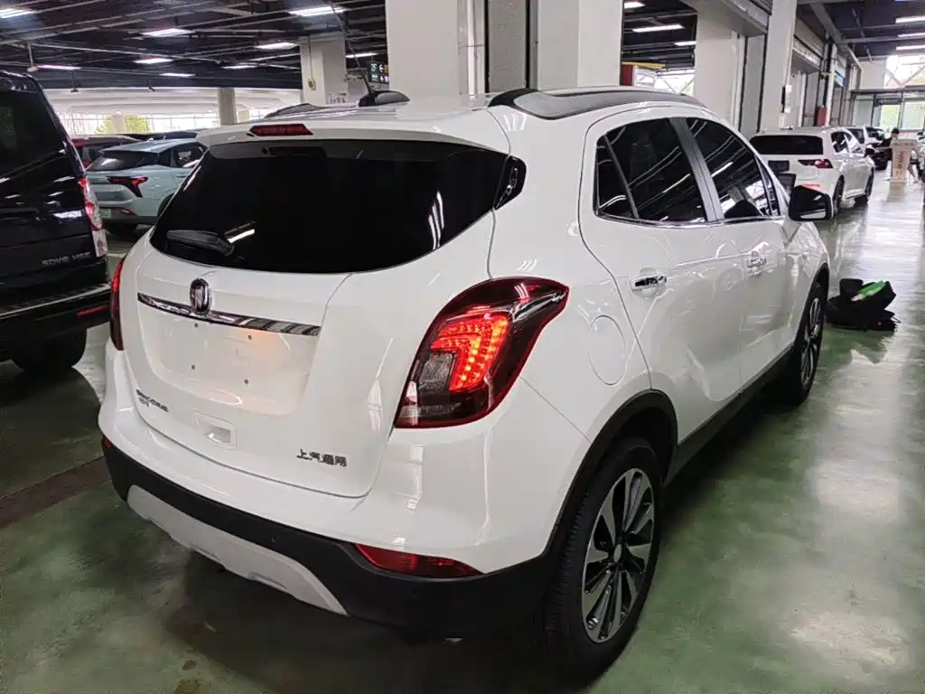 Фото 7 - Buick Encore