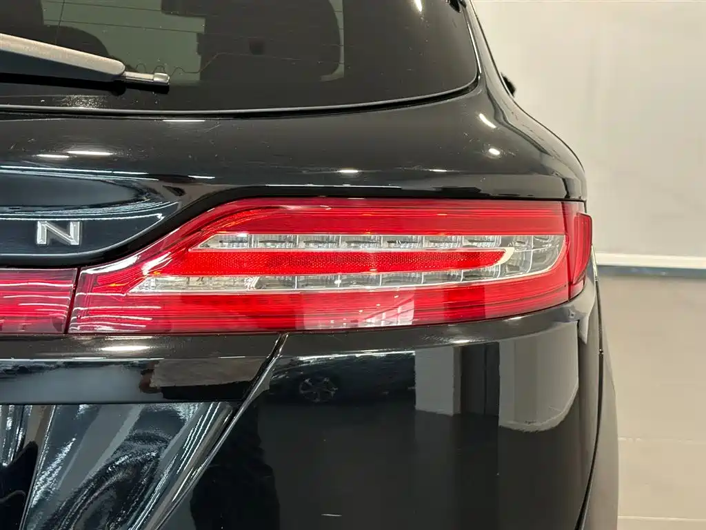 Lincoln MKC 2016 2014 2.0T 2WD Elegance Edition