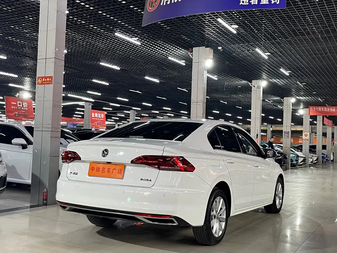 Volkswagen Bora 2020 1.5L Automatic Elite фото 6