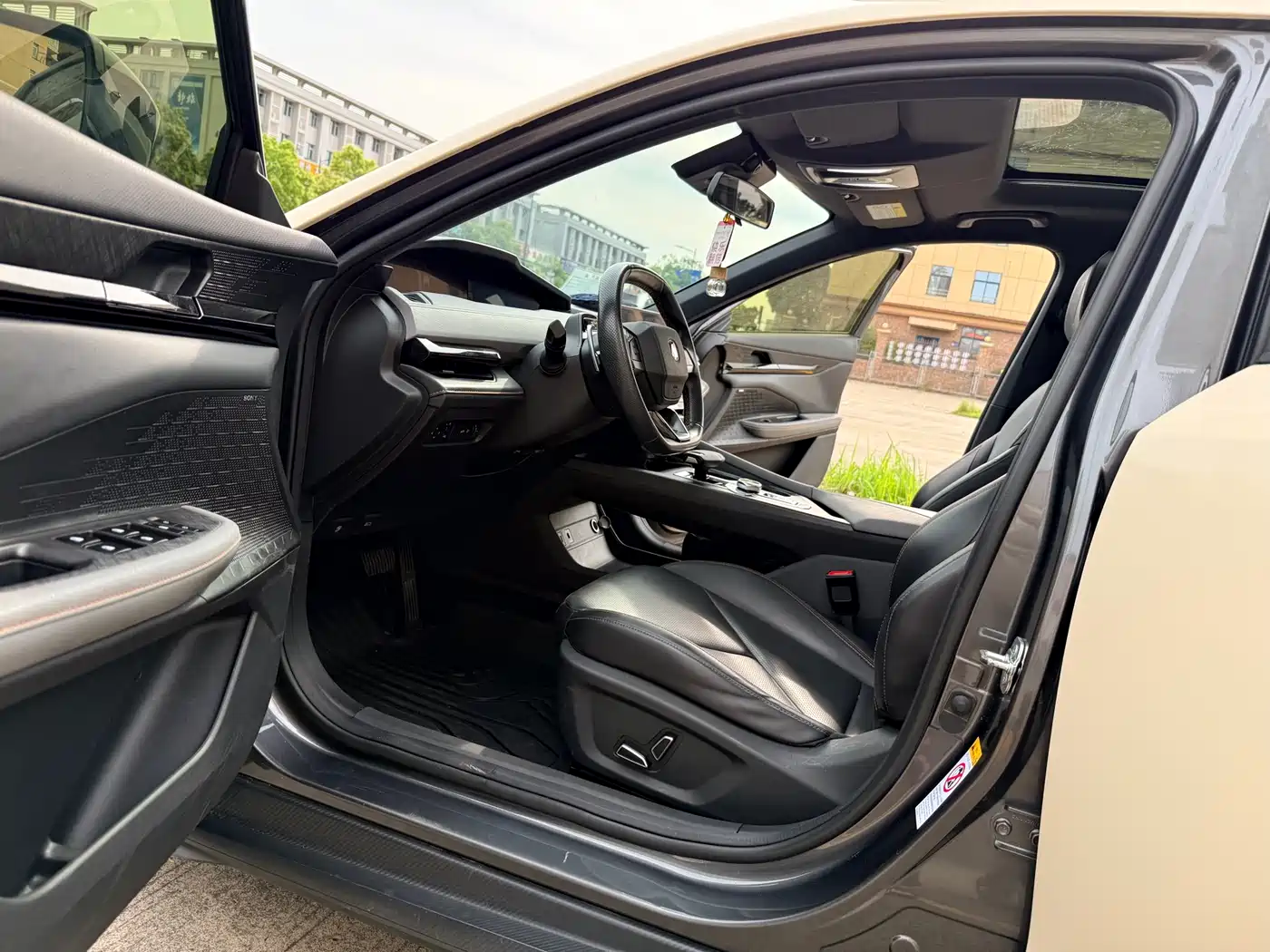 CHANGAN UNI-V