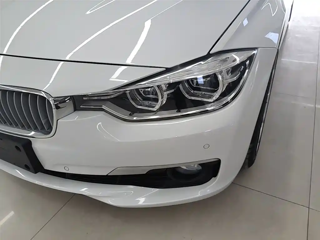 BMW 3 Series 2018 320Li Fashion Style фото 24