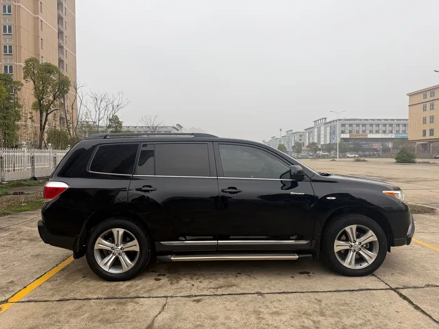 Toyota Highlander 2012 2.7L 2WD 5-seater Sport Edition фото 11