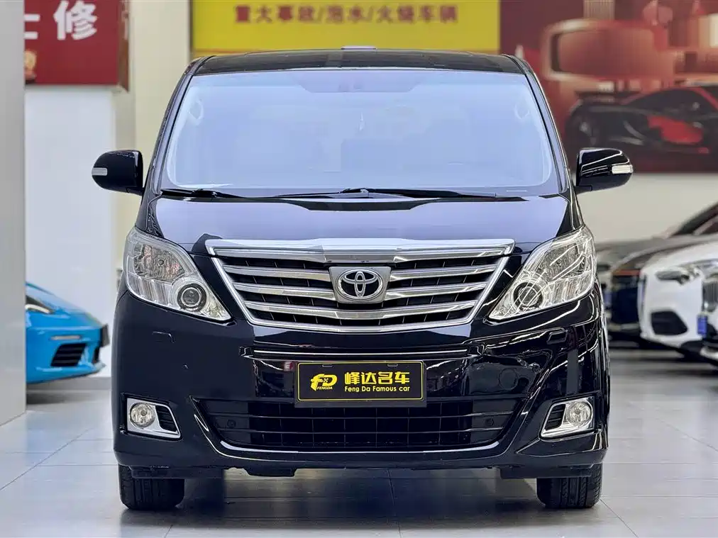 Toyota Alphard 2012 3.5L Luxury Edition фото 3
