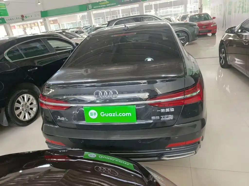 Фото 6 - Audi A6L