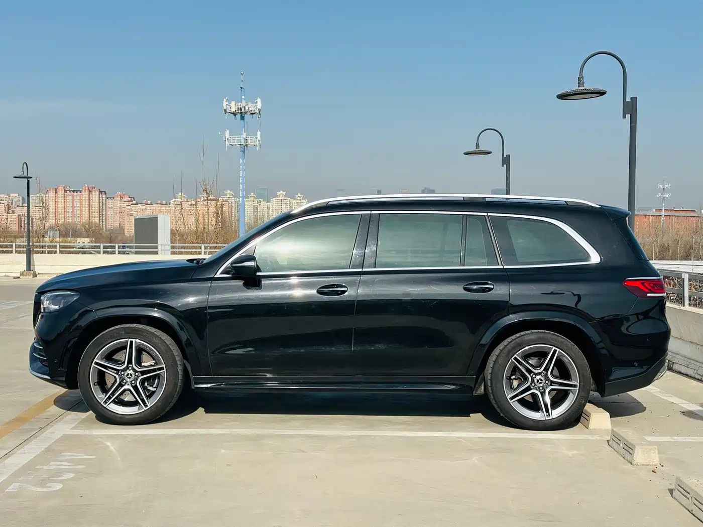 MERCEDES-BENZ GLS