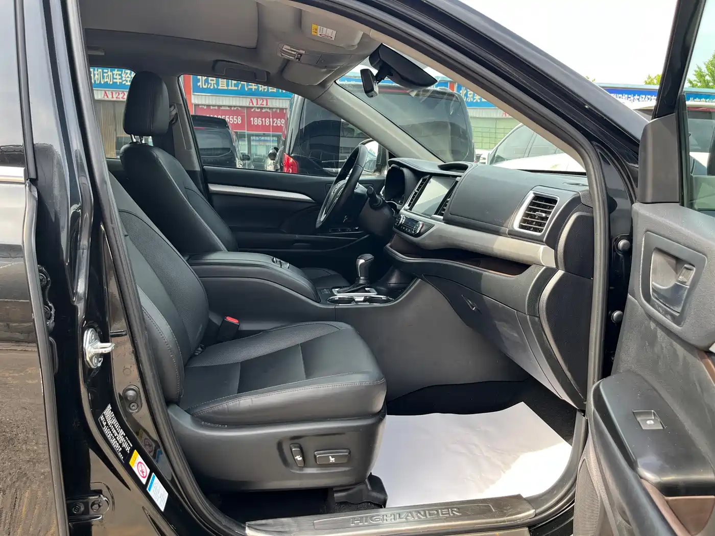 Toyota Highlander 2018 2.0T 4WD Premium 7-seater China VI фото 24
