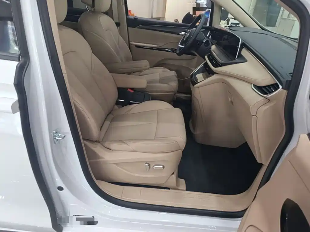 Buick GL8 New Energy 2025 2025 Land Honor Premium Edition 7-Seater