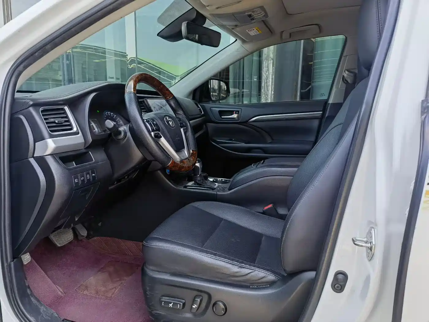 Toyota Highlander 2021 2.0T AWD Premium 7-Seater фото 7