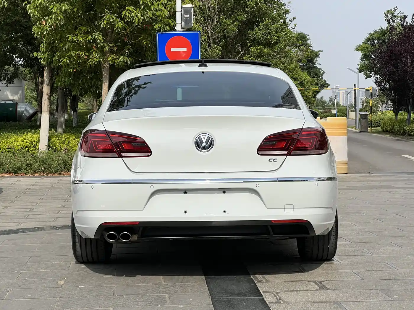 Volkswagen FAW-Volkswagen CC 2018 1.8TSI Luxury фото 5