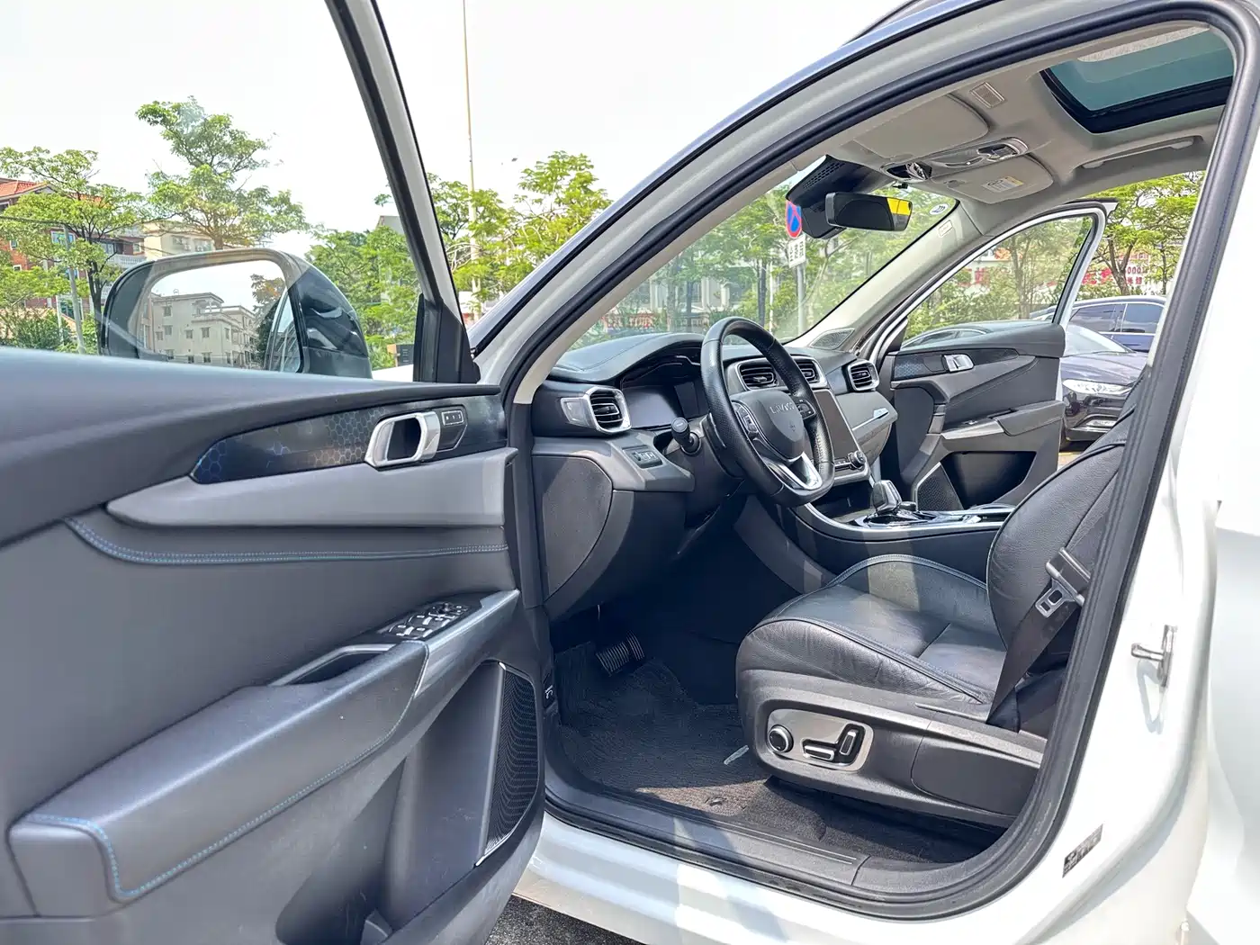 Lynk & Co 01 EM-P 2018 2018 1.5T PHEV Jin Pro China V