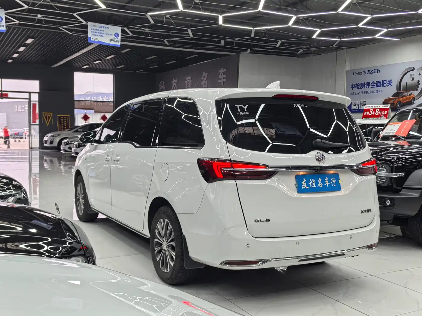BUICK GL8