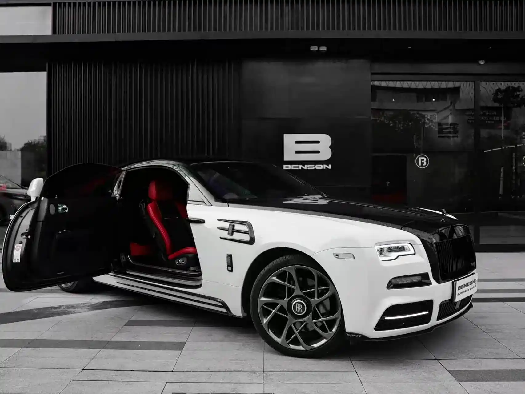 Фото 6 - Rolls-Royce Wraith