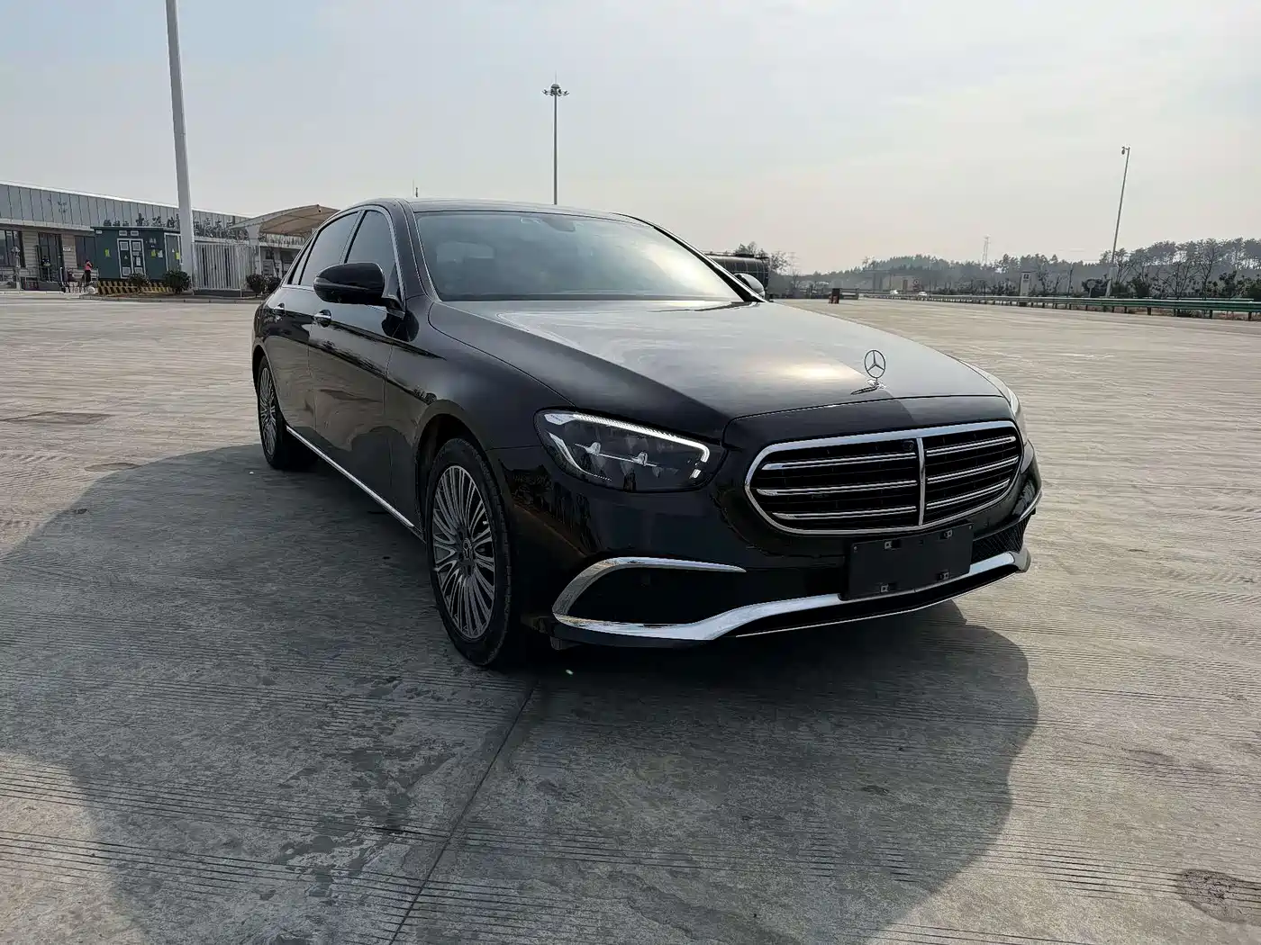 Mercedes-Benz E-Class 2021 E 300 L Luxury фото 3