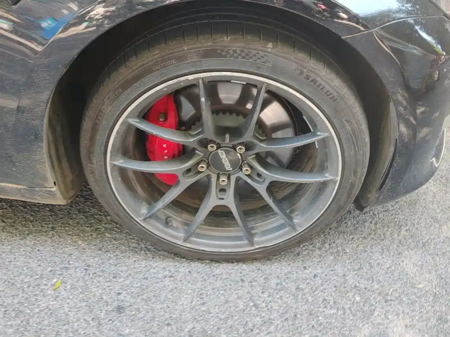 Фото 6 - Tesla Model 3