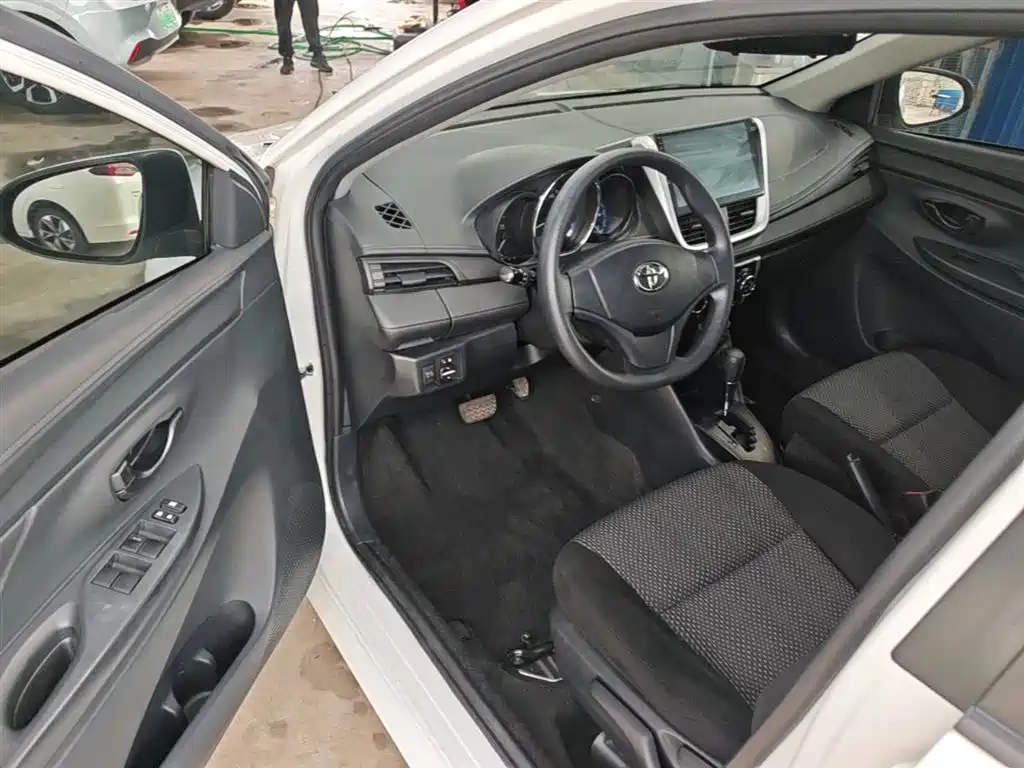 Toyota Vios FS 2019 1.5L CVT Fengchi Edition фото 16