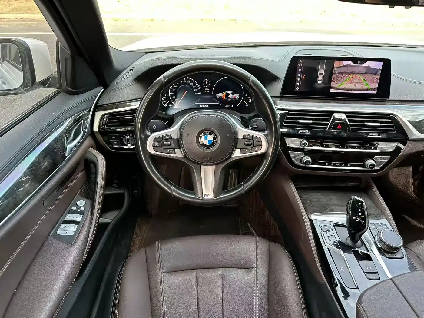 BMW 5 Series 2019 525Li M Sport Package фото 6
