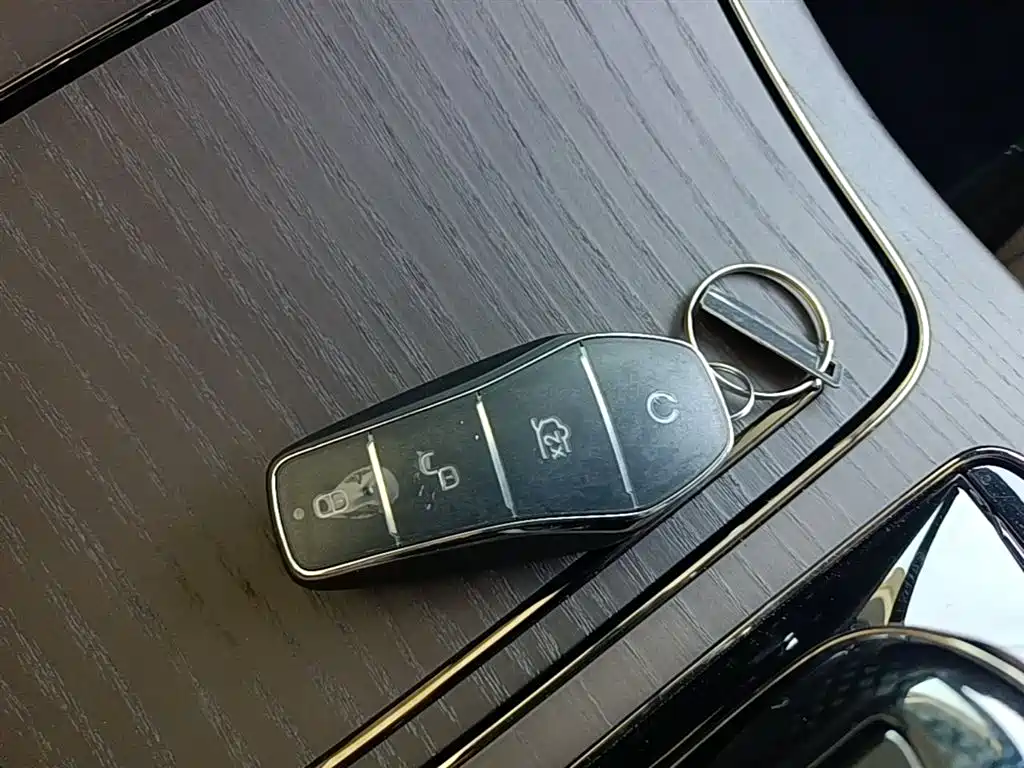 BYD Han 2025 DM-i Smart Driving Edition 125KM LiDAR Flagship фото 17
